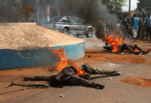 corpi in fiamme a bangui